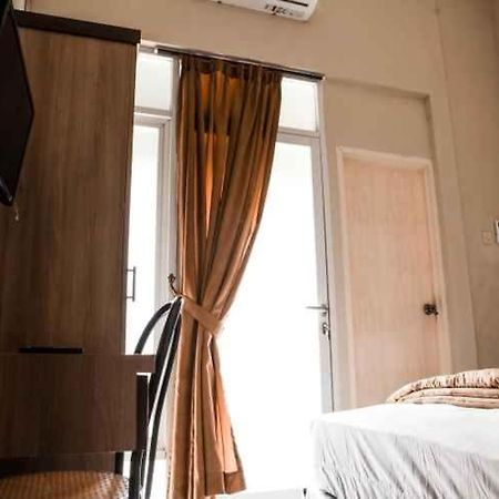 Comfy Homestay Yogyakarta Exterior foto