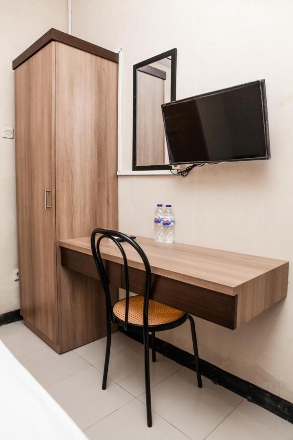 Comfy Homestay Yogyakarta Exterior foto